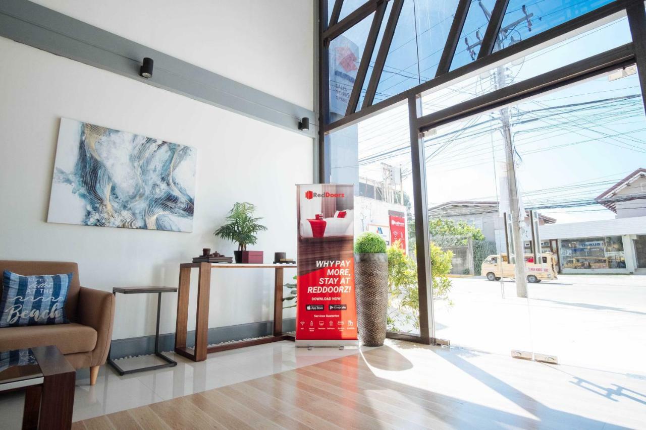 Reddoorz Plus @ As Fortuna Cebu Kültér fotó