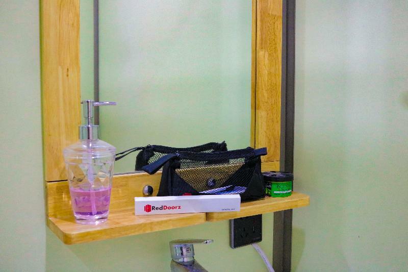 Reddoorz Plus @ As Fortuna Cebu Kültér fotó